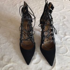 Aquazzura 38.5/8.5 Black Suede Amazon Pump